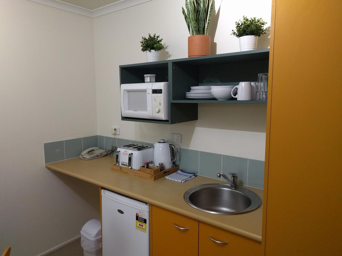 Noosa Holiday Accommodation ヌーサヴィル エクステリア 写真