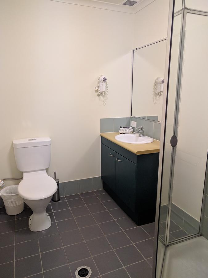 Noosa Holiday Accommodation ヌーサヴィル エクステリア 写真