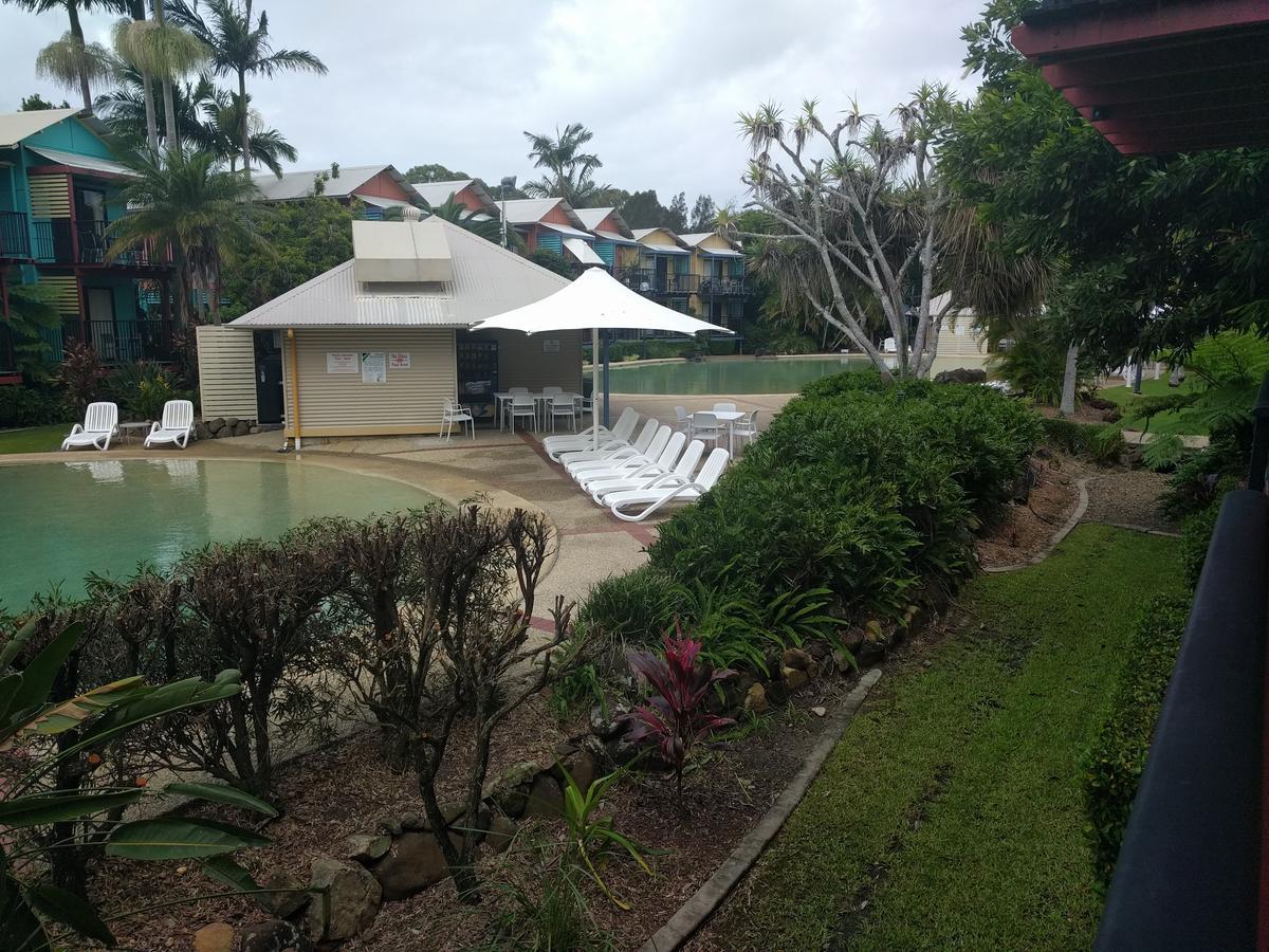Noosa Holiday Accommodation ヌーサヴィル エクステリア 写真