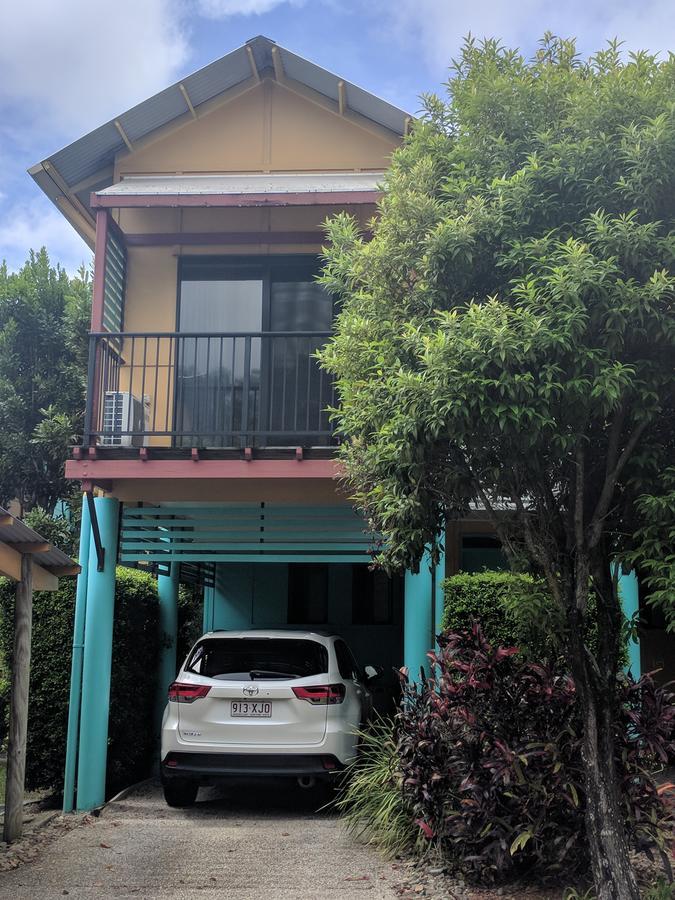 Noosa Holiday Accommodation ヌーサヴィル エクステリア 写真
