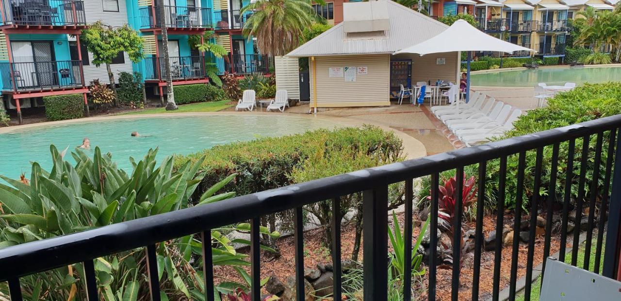 Noosa Holiday Accommodation ヌーサヴィル エクステリア 写真